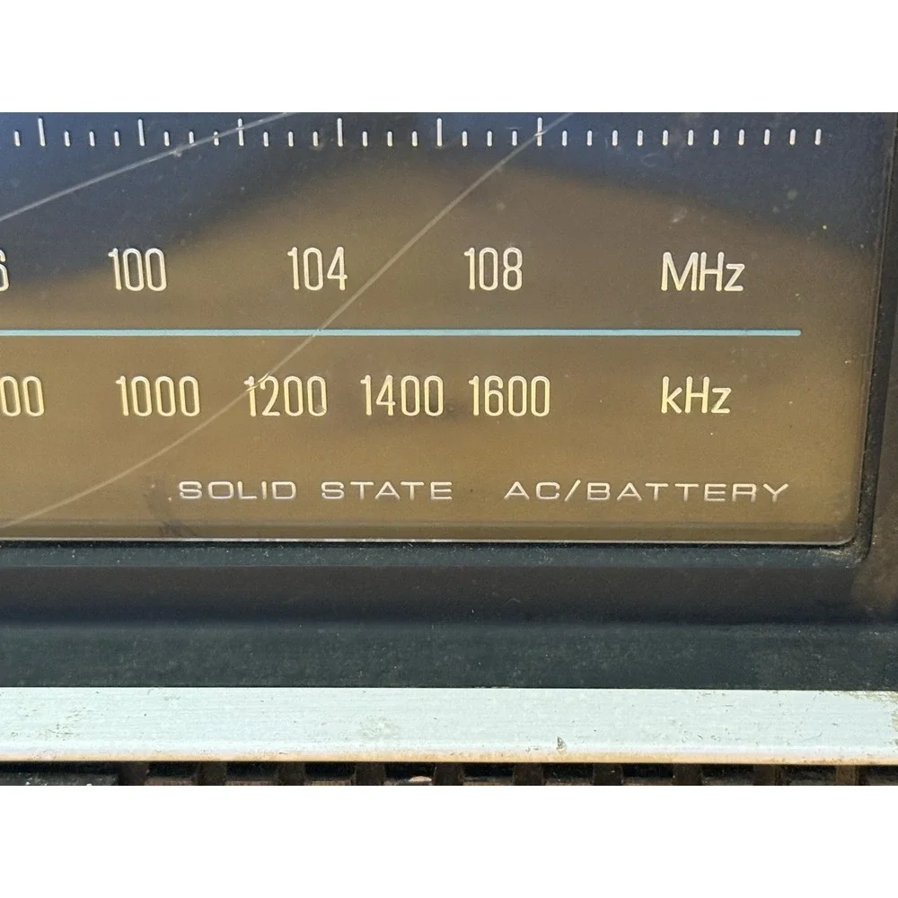Vintage Sony MR-9700W Stereo AM/FM Portable Radio – Tested - Picture 4 of 17